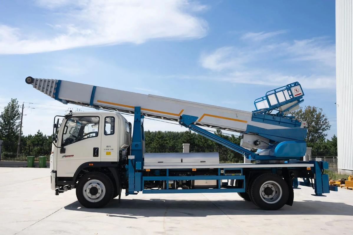 老城镇云梯上料车租赁费用