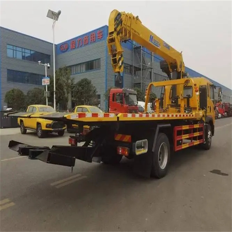 老城镇附近小随车吊出租电话，轻松解决搬运烦恼